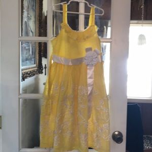 Girls Bonnie Jean dress.